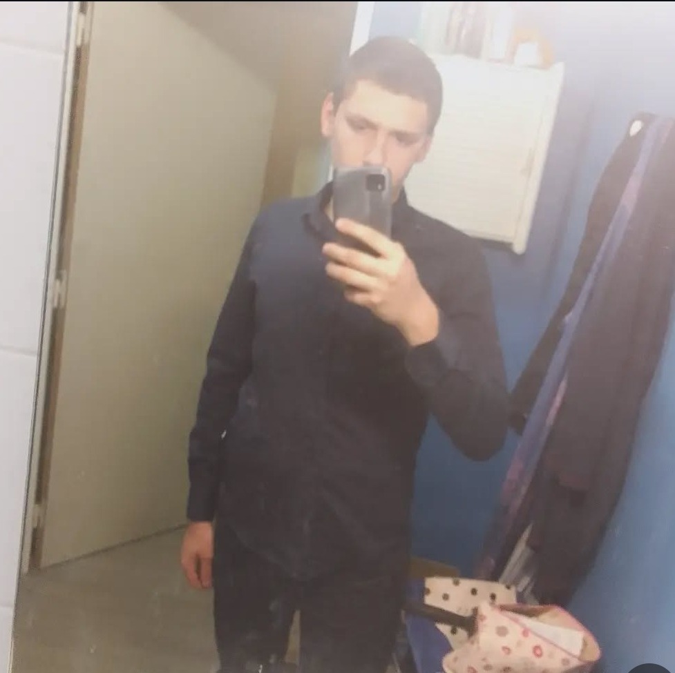 Profil de Djessy, 21 ans, rencontre gay à Baraigne