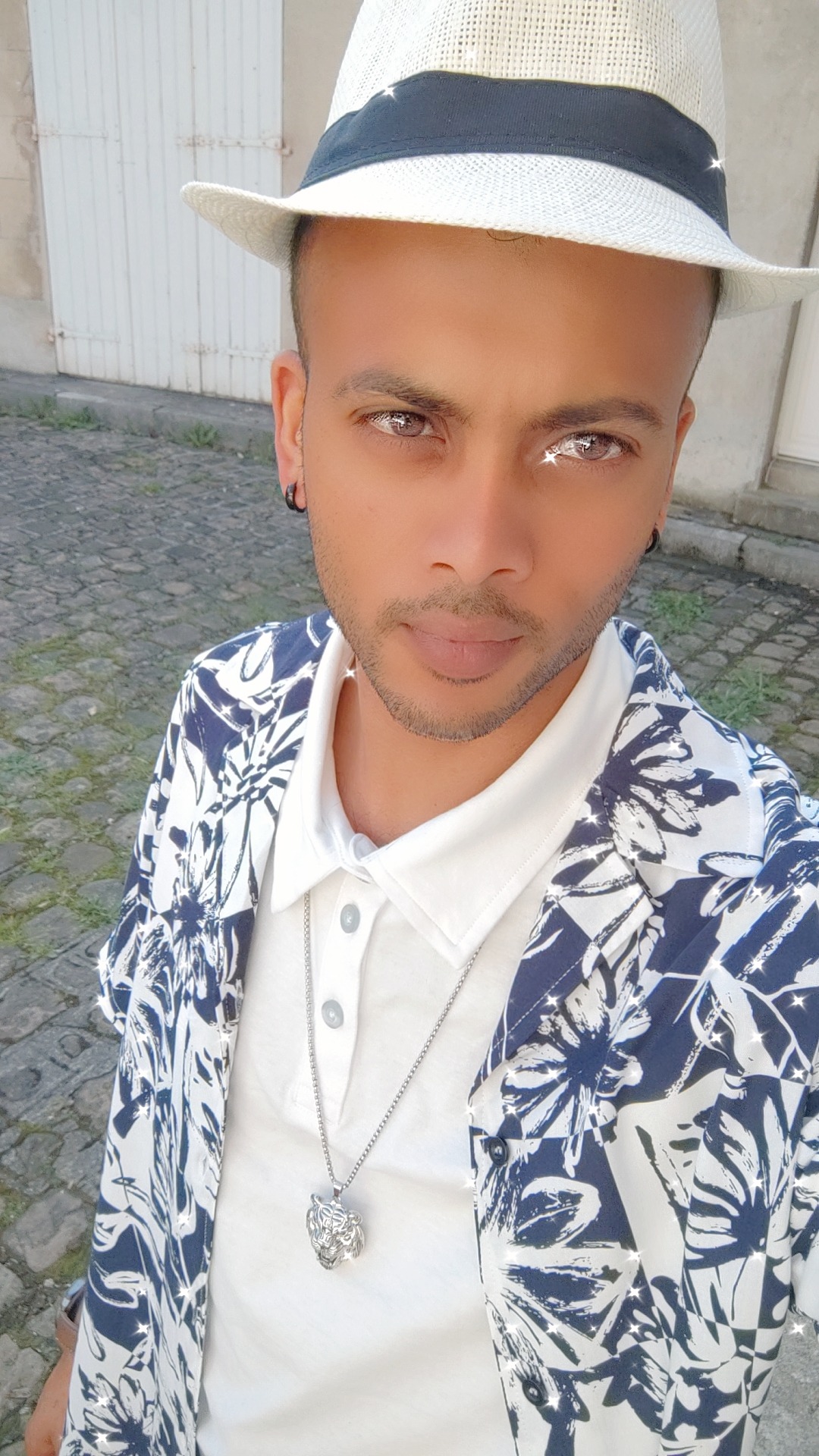 Profil de Madassa, 29 ans, rencontre gay à Mesples