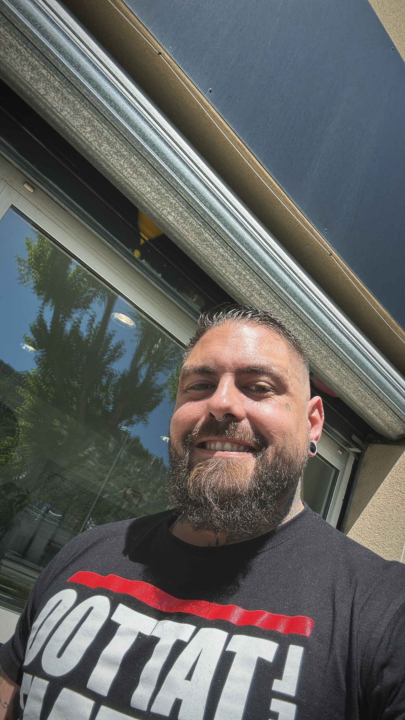 Profil de Nasime, 36 ans, rencontre gay à Pontpoint