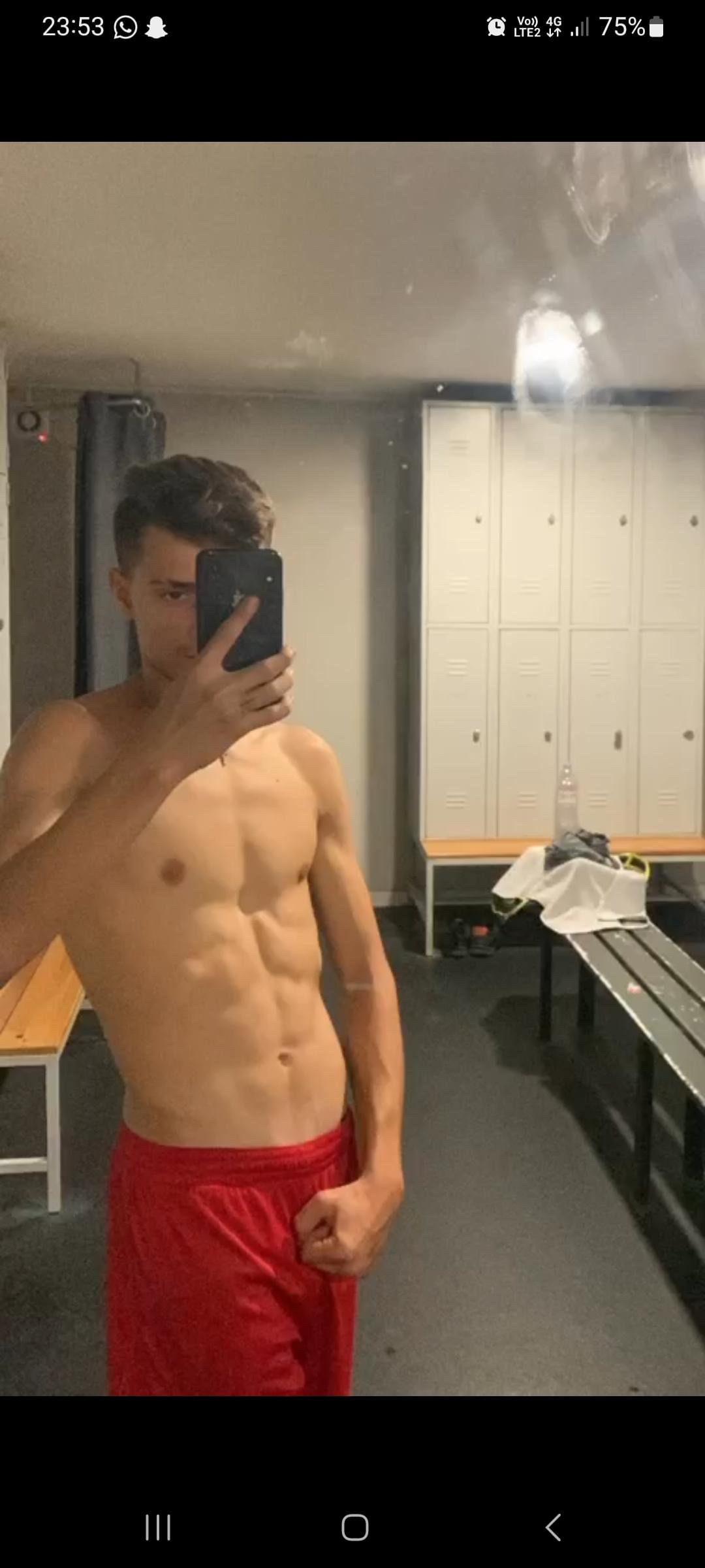 Profil de Romaric, 20 ans, rencontre gay à Pontpoint