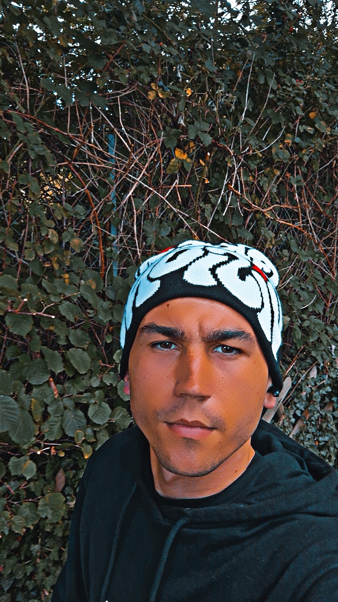 Profil de Jalil, 20 ans, rencontre gay à Sailly-Saillisel