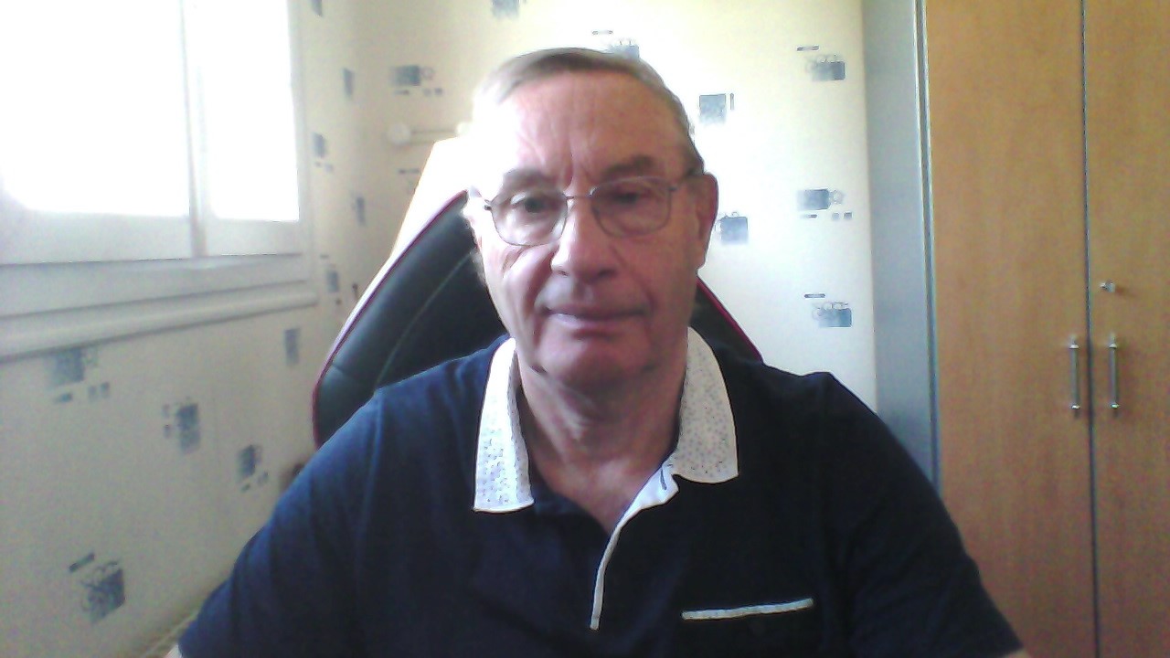 Profil de Almire, 55 ans, rencontre gay à Manas