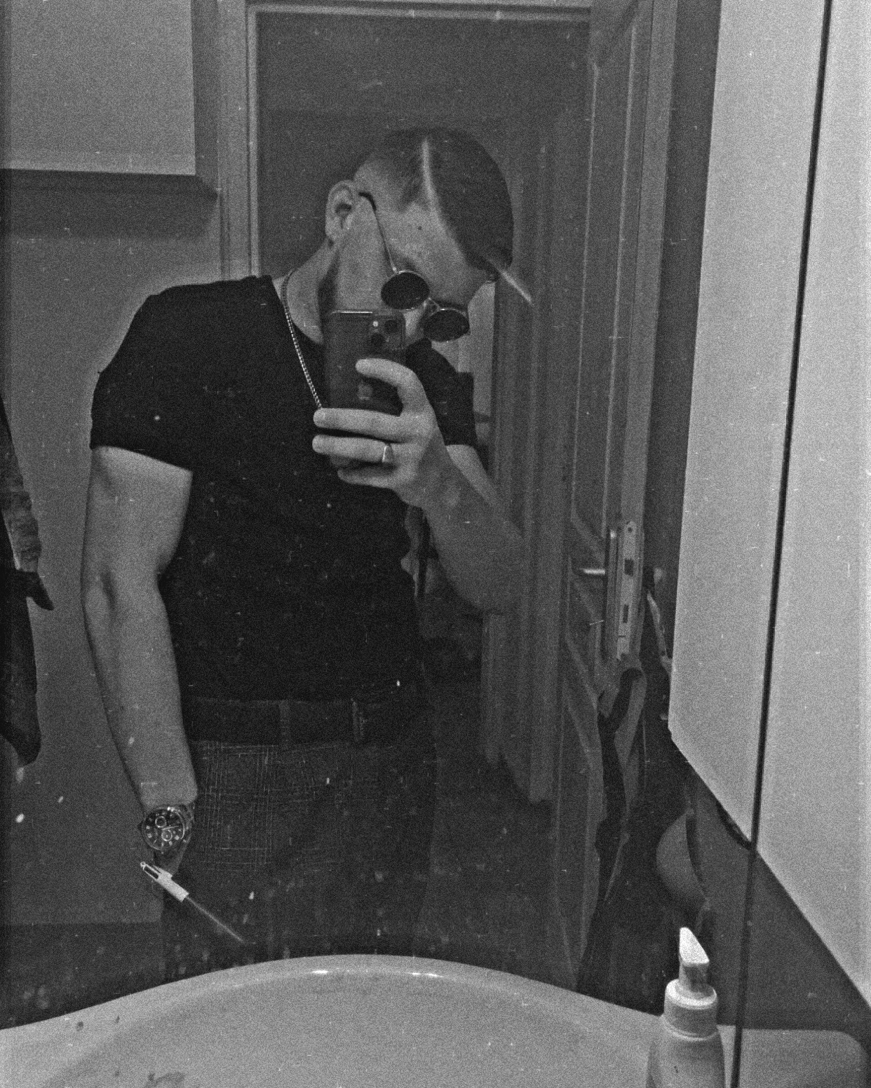 Profil de Rodi, 25 ans, rencontre gay à Hinx