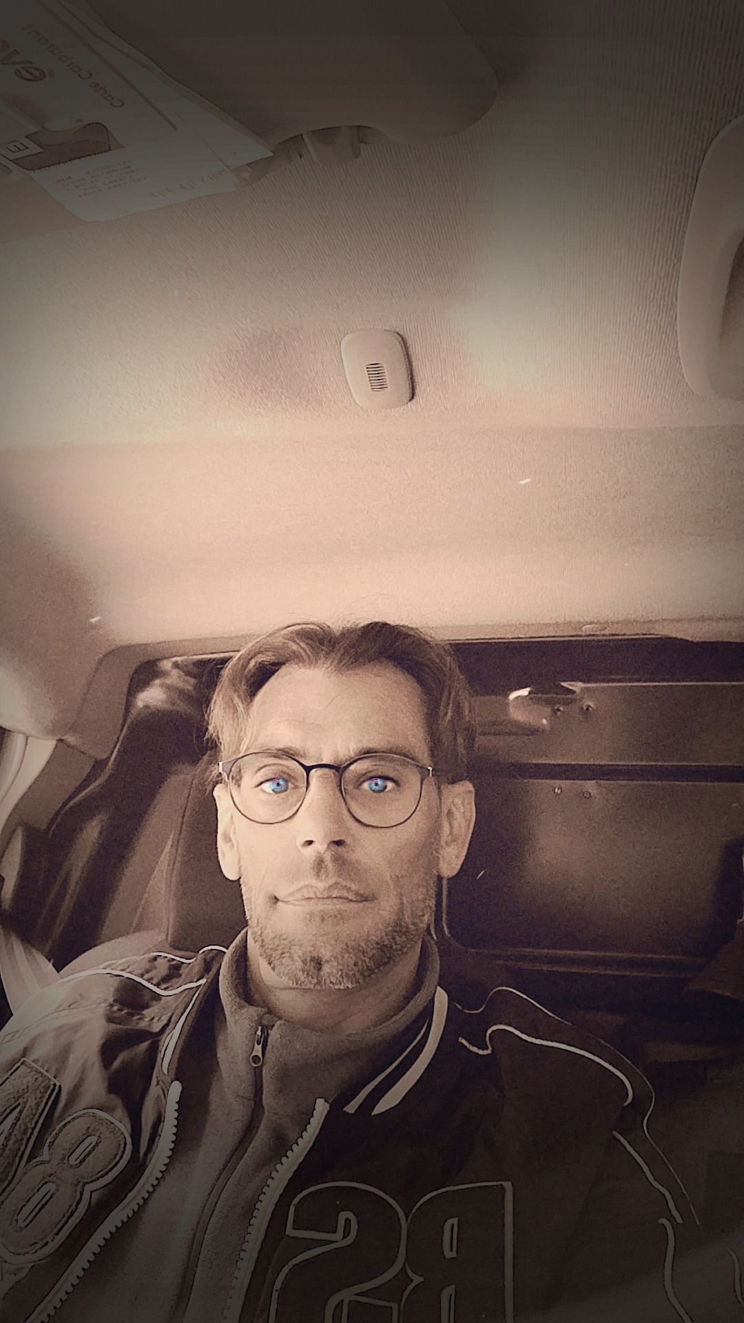 Profil de Loury, 47 ans, rencontre gay à LaBaffe
