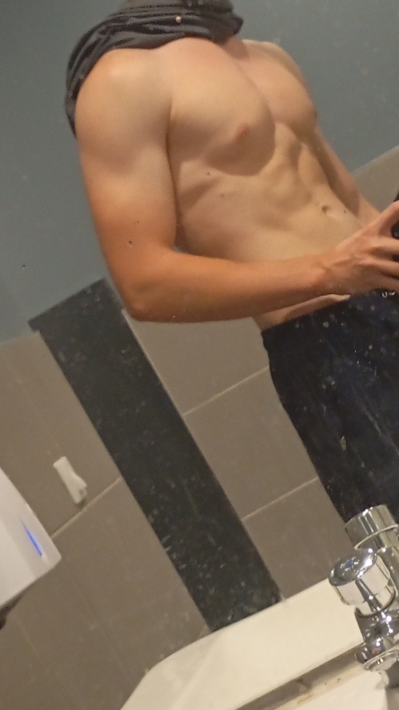 Profil de Berdan, 19 ans, rencontre gay à Aragon