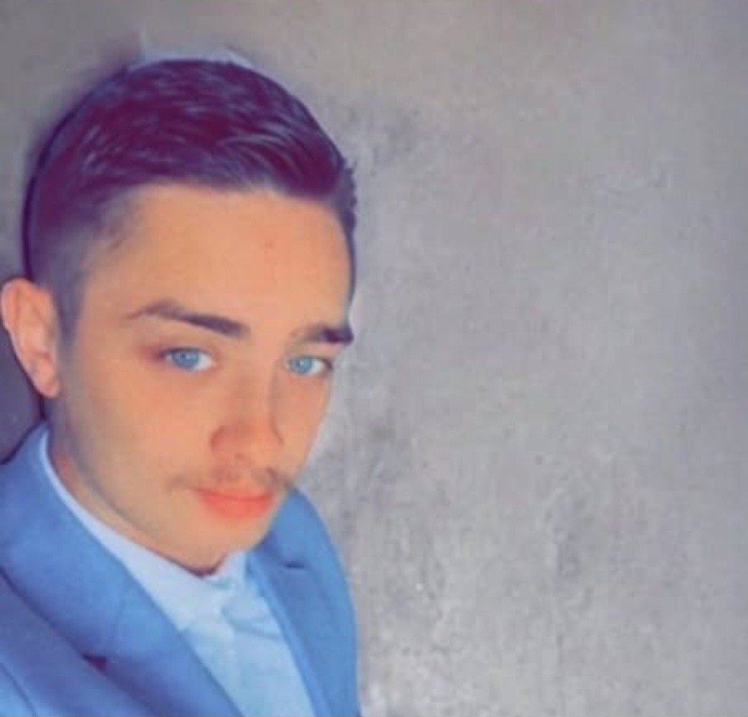 Profil de Abderramane, 25 ans, rencontre gay à Gex