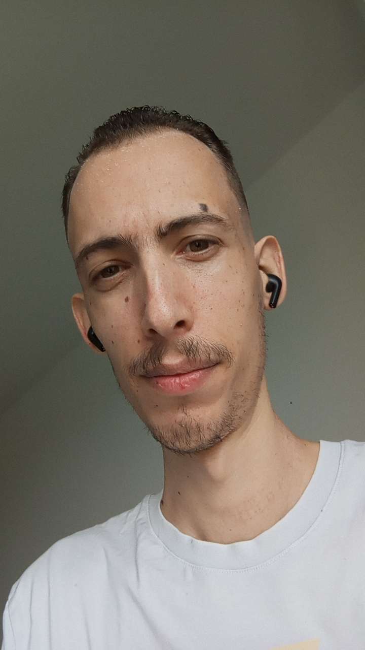 Profil de Yun, 27 ans, rencontre gay à Belley