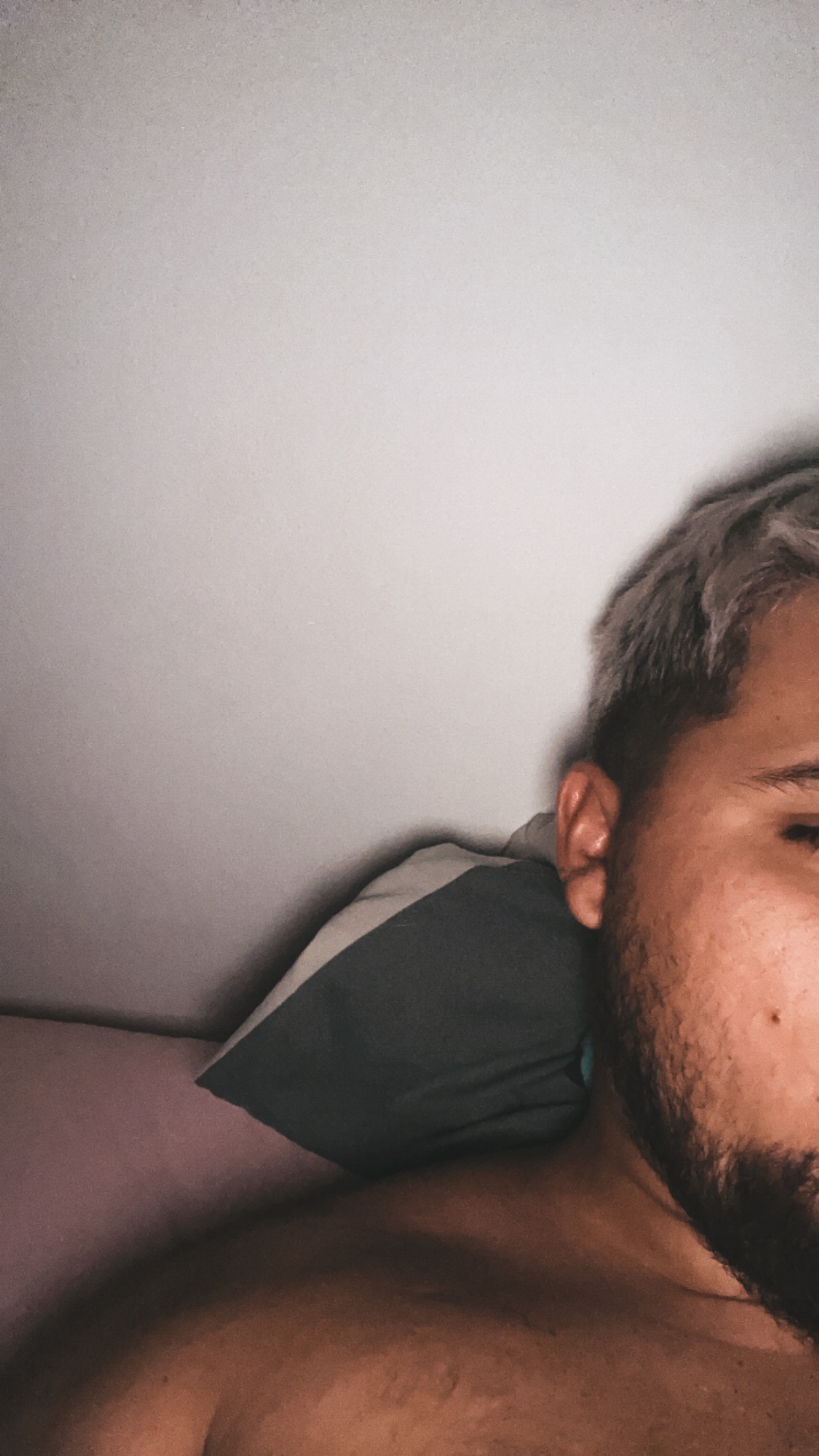 Profil de Yaseen, 22 ans, rencontre gay à Courcôme