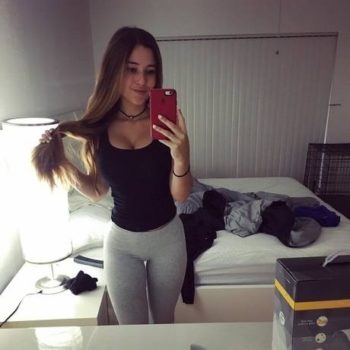 Profil de Cassendra, 25 ans, rencontre gay à Quilen