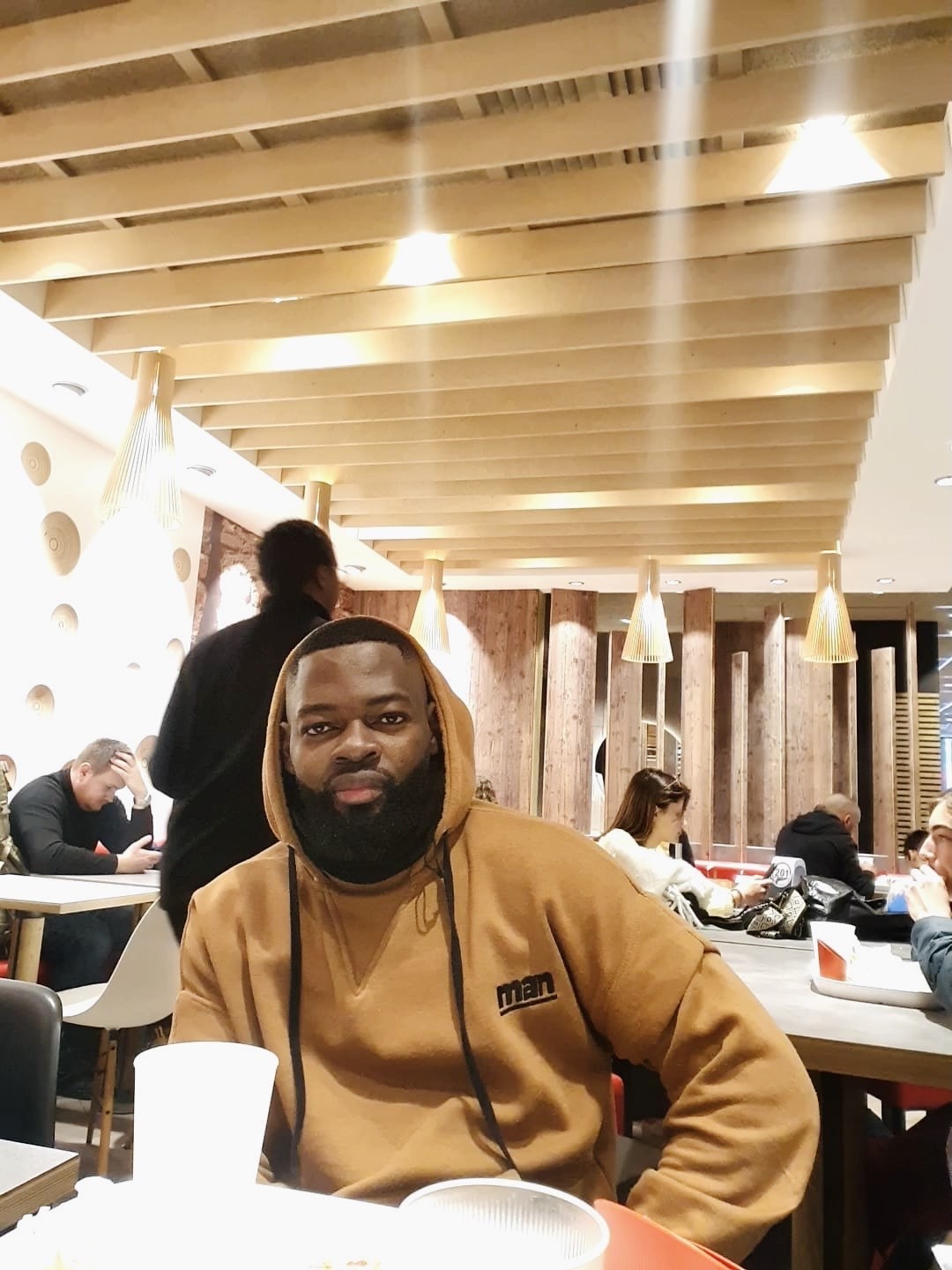 Profil de Zeineddine, 33 ans, rencontre gay à Angeduc