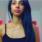 Profil de Meyline, 26 ans, rencontre gay à Brouains
