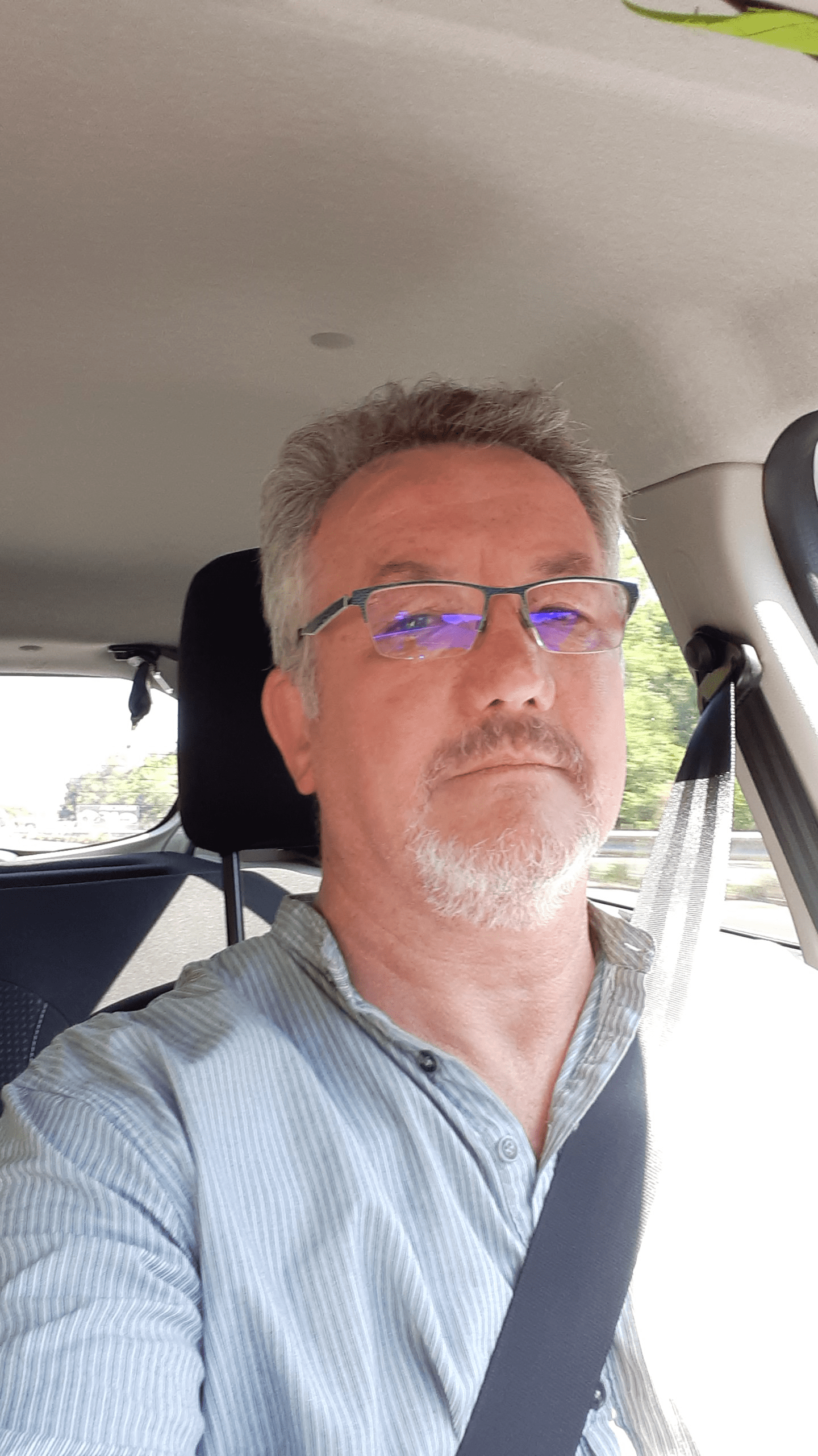 Profil de Faiz, 55 ans, rencontre gay à Ballons