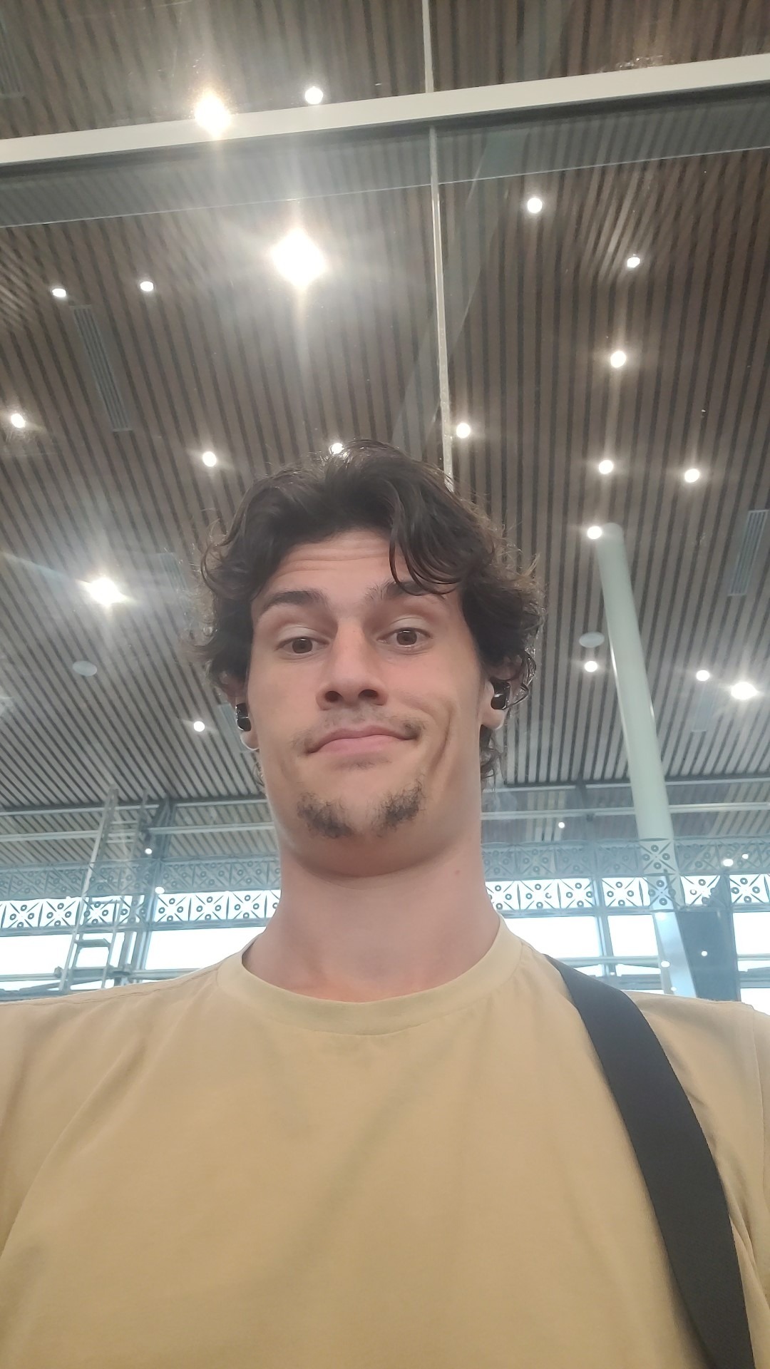 Profil de Youssouph, 24 ans, rencontre gay à Arrouède