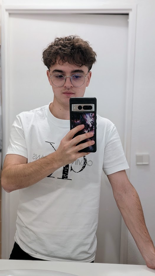 Profil de Joan, 24 ans, rencontre gay à Lassigny