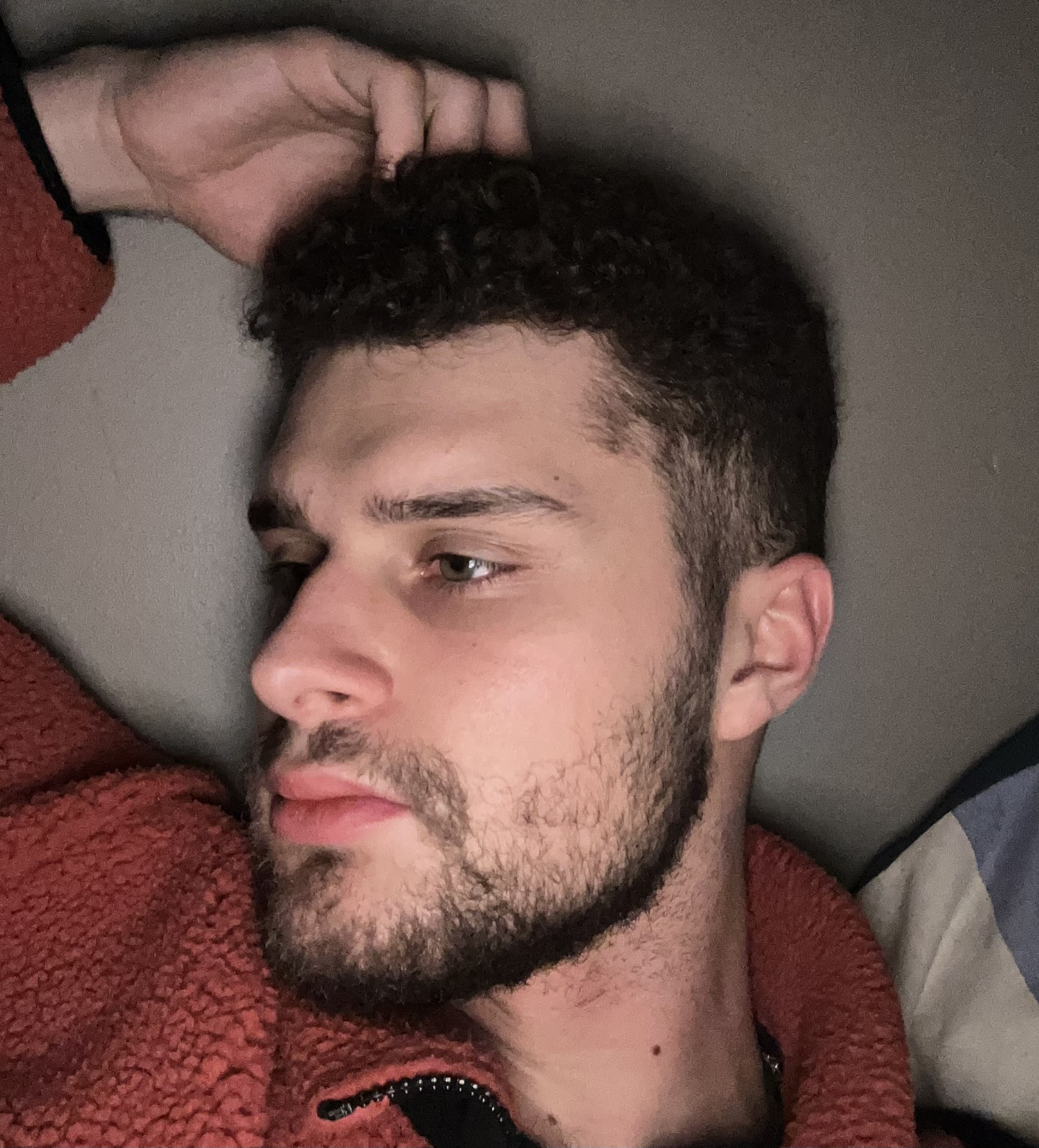 Profil de Dusty, 22 ans, rencontre gay à Gincla