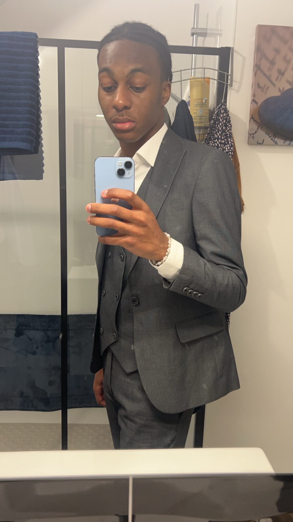 Profil de Alim, 20 ans, rencontre gay à Fleury-devant-Douaumont