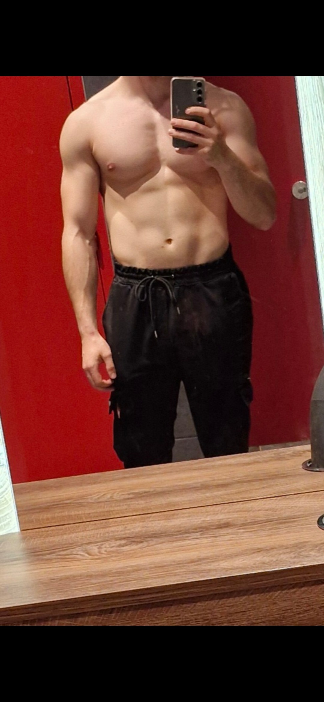 Profil de Elio, 26 ans, rencontre gay à Acon
