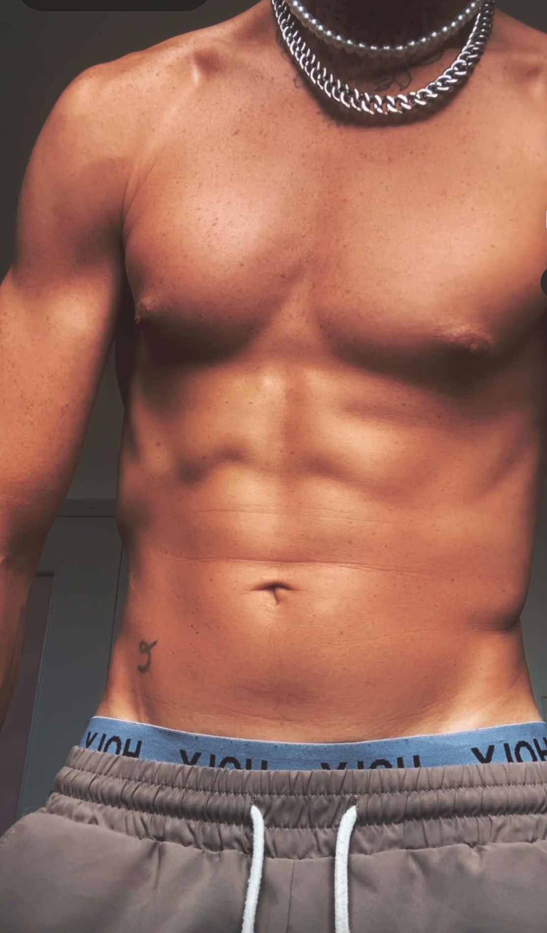 Profil de Rayanne, 32 ans, rencontre gay à Drom