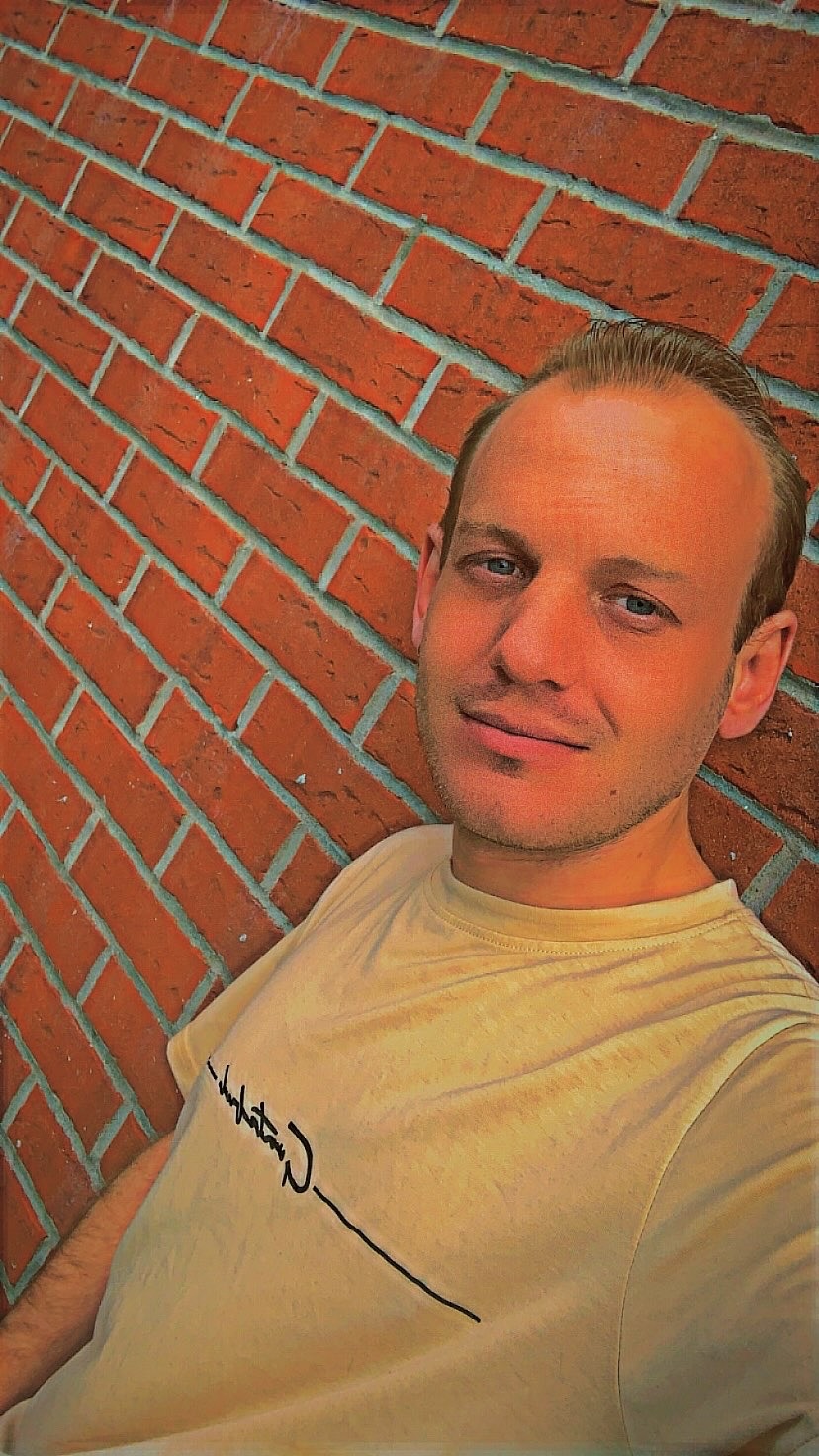 Profil de Lassad, 25 ans, rencontre gay à LaDrenne