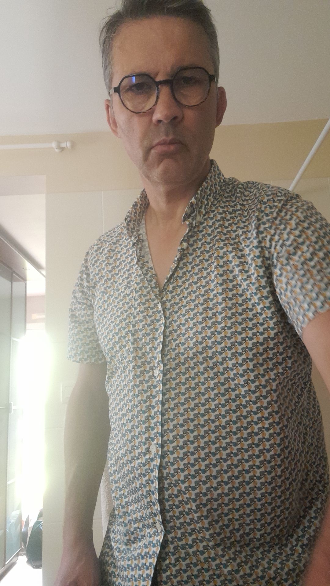 Profil de Tibère, 55 ans, rencontre gay à Escles