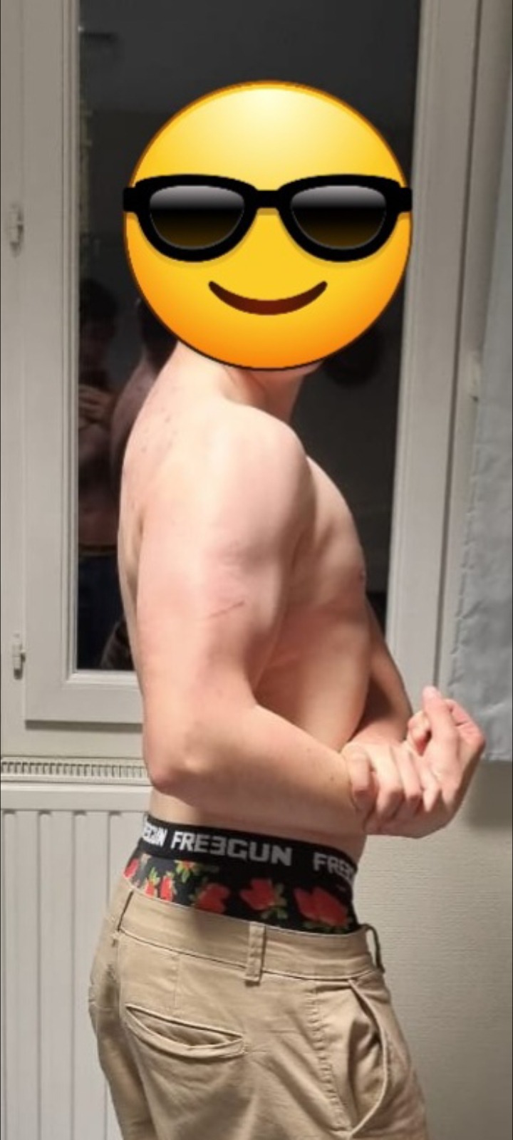 Profil de Valère, 21 ans, rencontre gay à Valeins