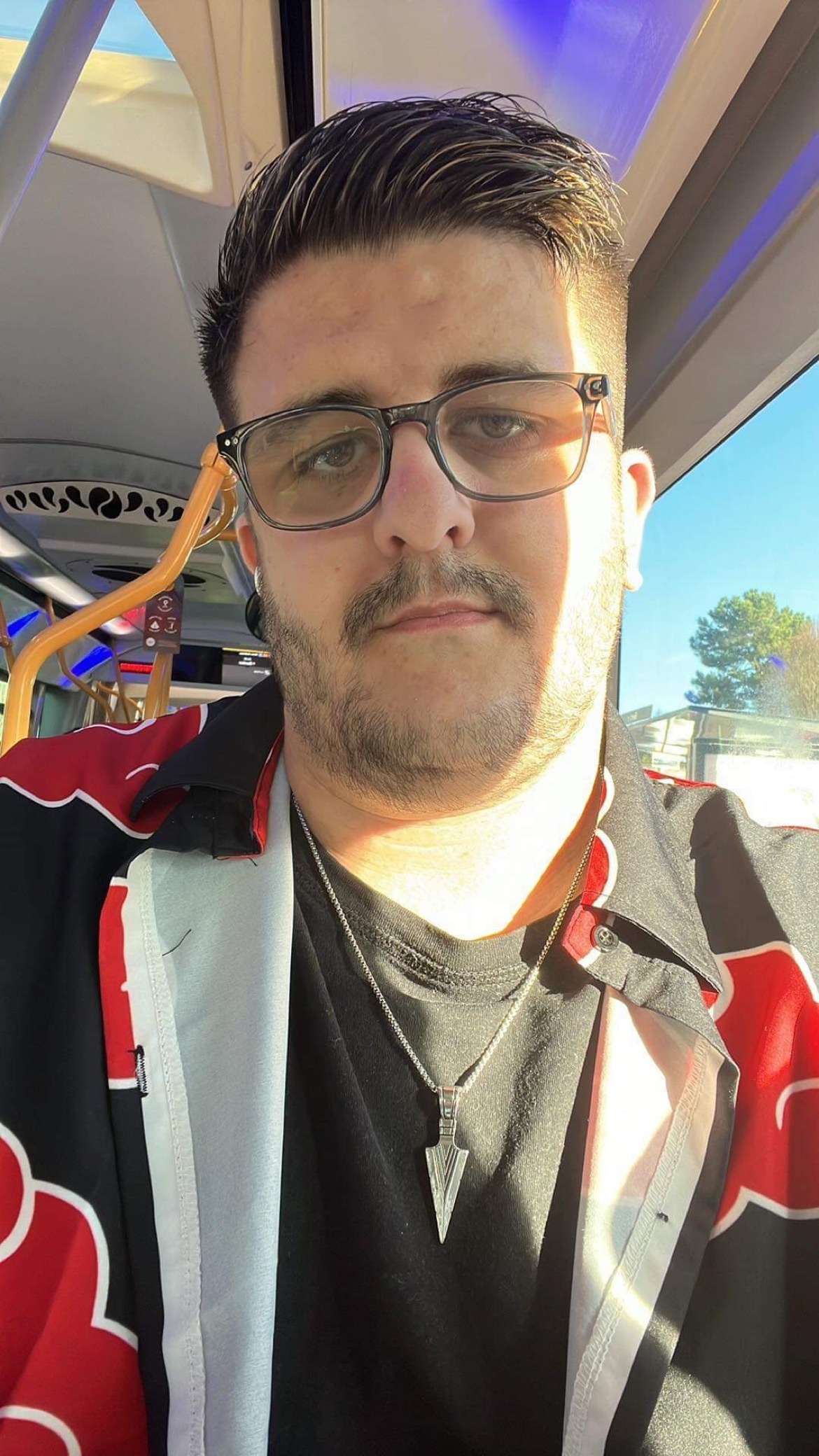 Profil de Mattias, 31 ans, rencontre gay à Démuin