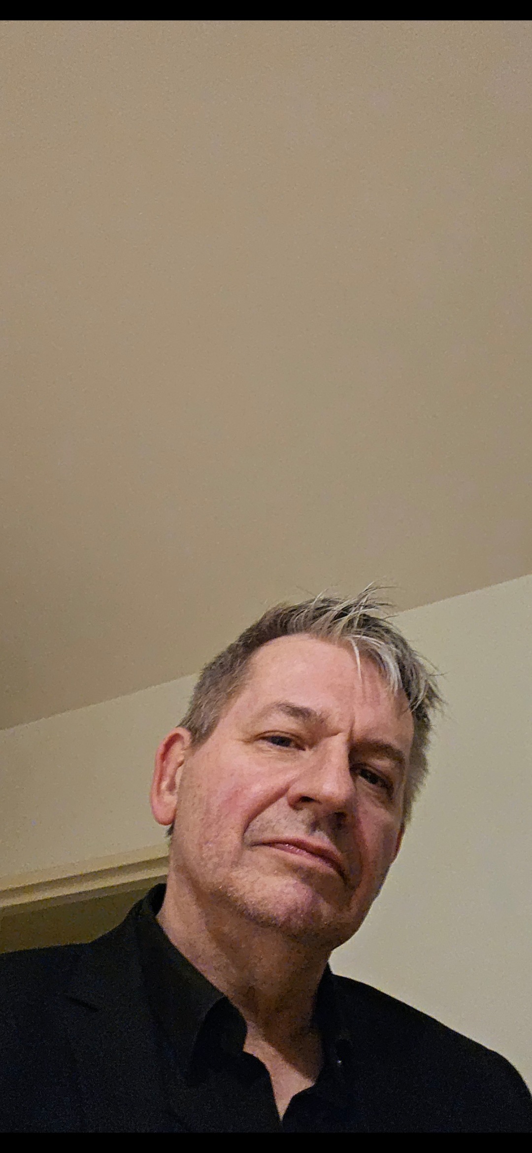 Profil de Yero, 55 ans, rencontre gay à Aize