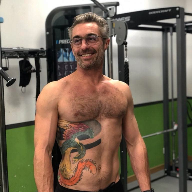 Profil de Iliess, 45 ans, rencontre gay à Comus