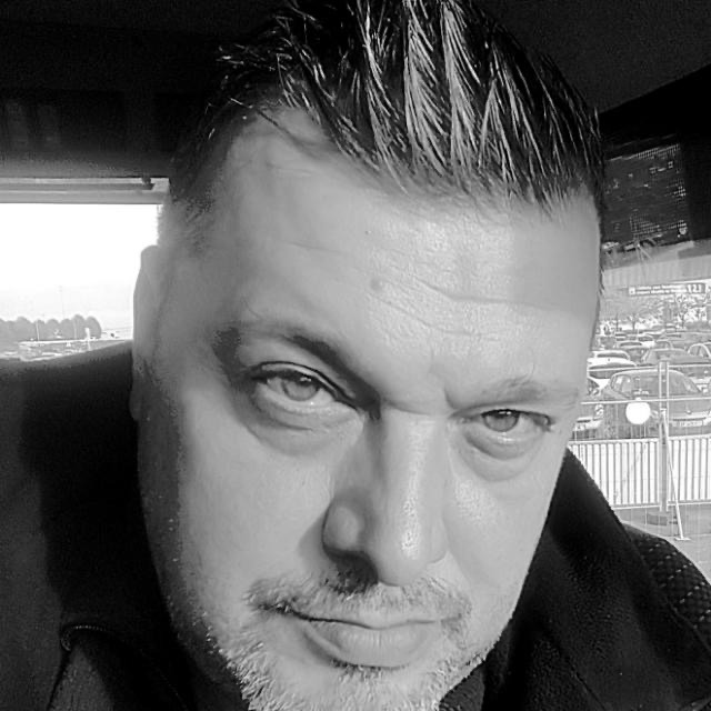 Profil de Seyba, 52 ans, rencontre gay à Rouzède