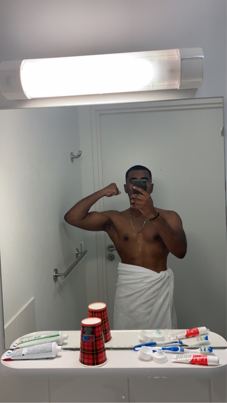 Profil de Cedrique, 26 ans, rencontre gay à Culoz