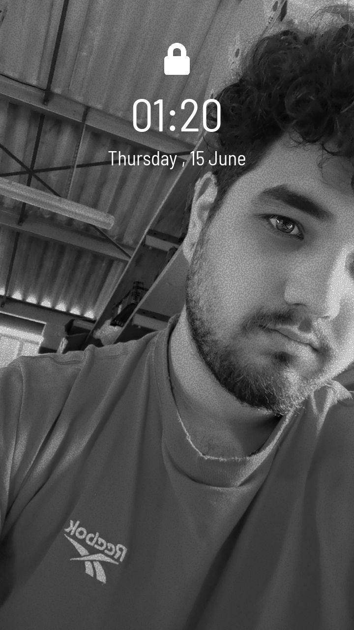 Profil de Yohanan, 25 ans, rencontre gay à Padoux