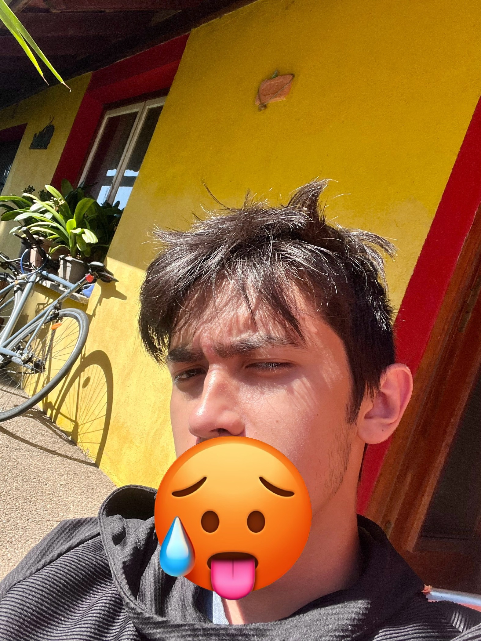 Profil de Youssri, 22 ans, rencontre gay à Halstroff