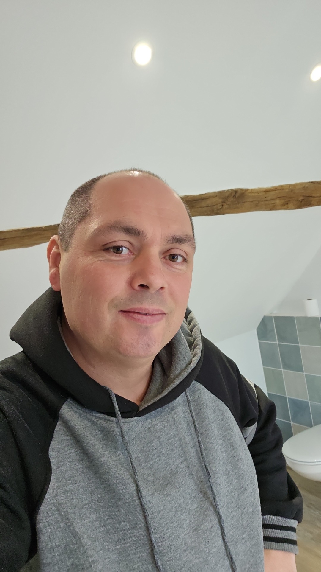 Profil de Kristy, 47 ans, rencontre gay à Avilly-Saint-Léonard