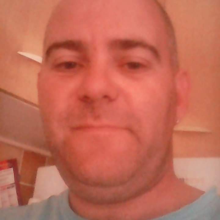 Profil de Fousseni, 44 ans, rencontre gay à Champlive