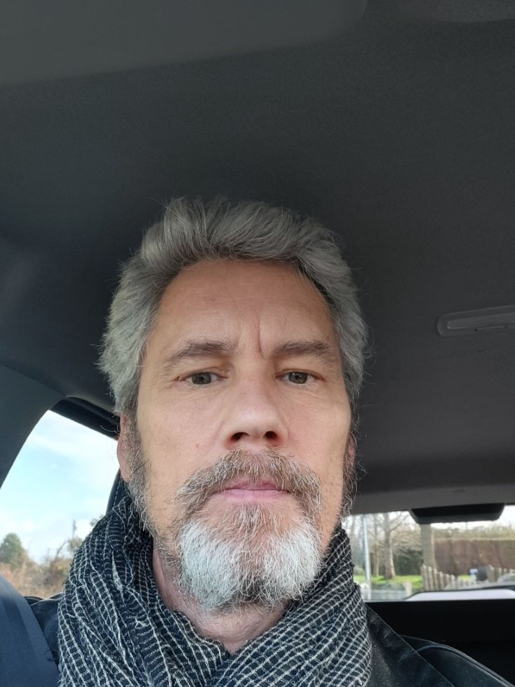 Profil de Erion, 55 ans, rencontre gay à Feule