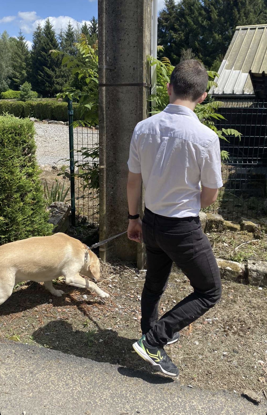 Profil de Pacôme, 19 ans, rencontre gay à Behonne