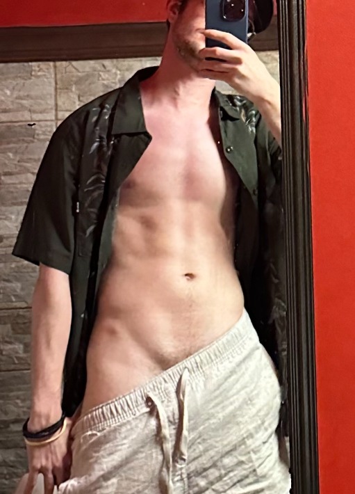 Profil de Ousseynou, 23 ans, rencontre gay à Estampes