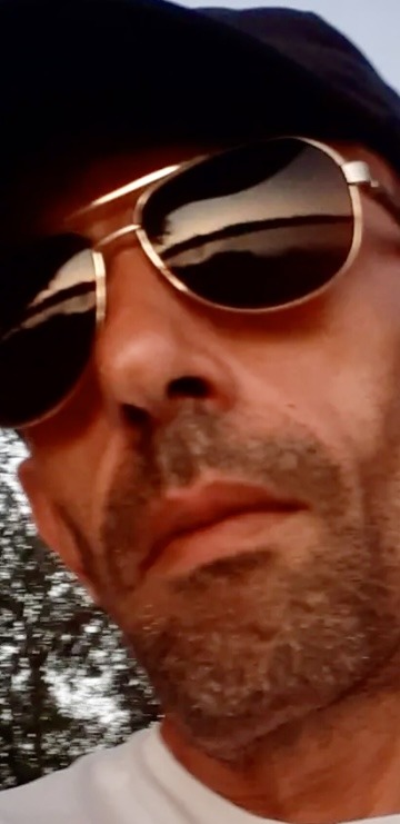 Profil de Elois, 45 ans, rencontre gay à Malbosc