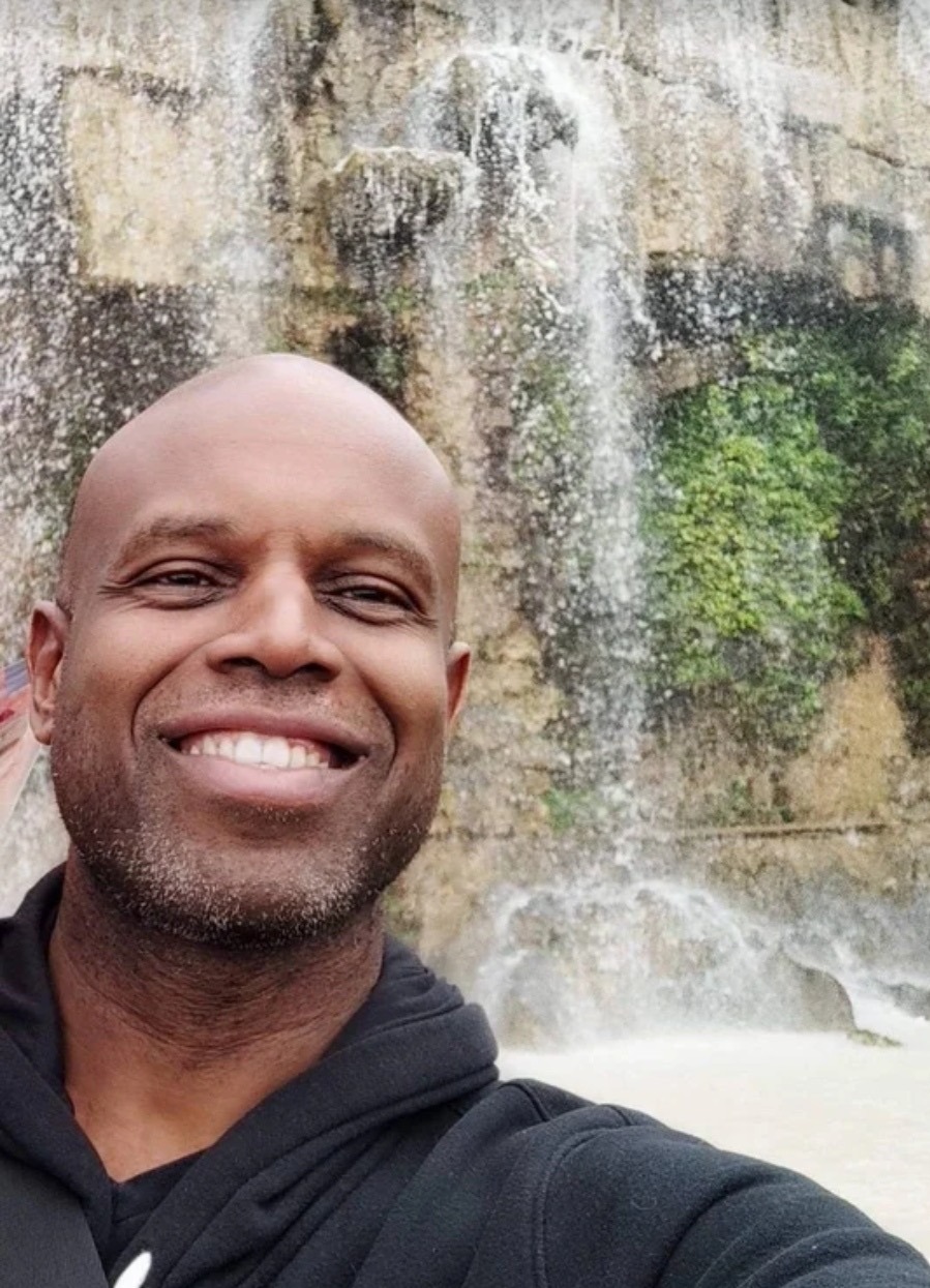 Profil de Shalom, 44 ans, rencontre gay à Panossas