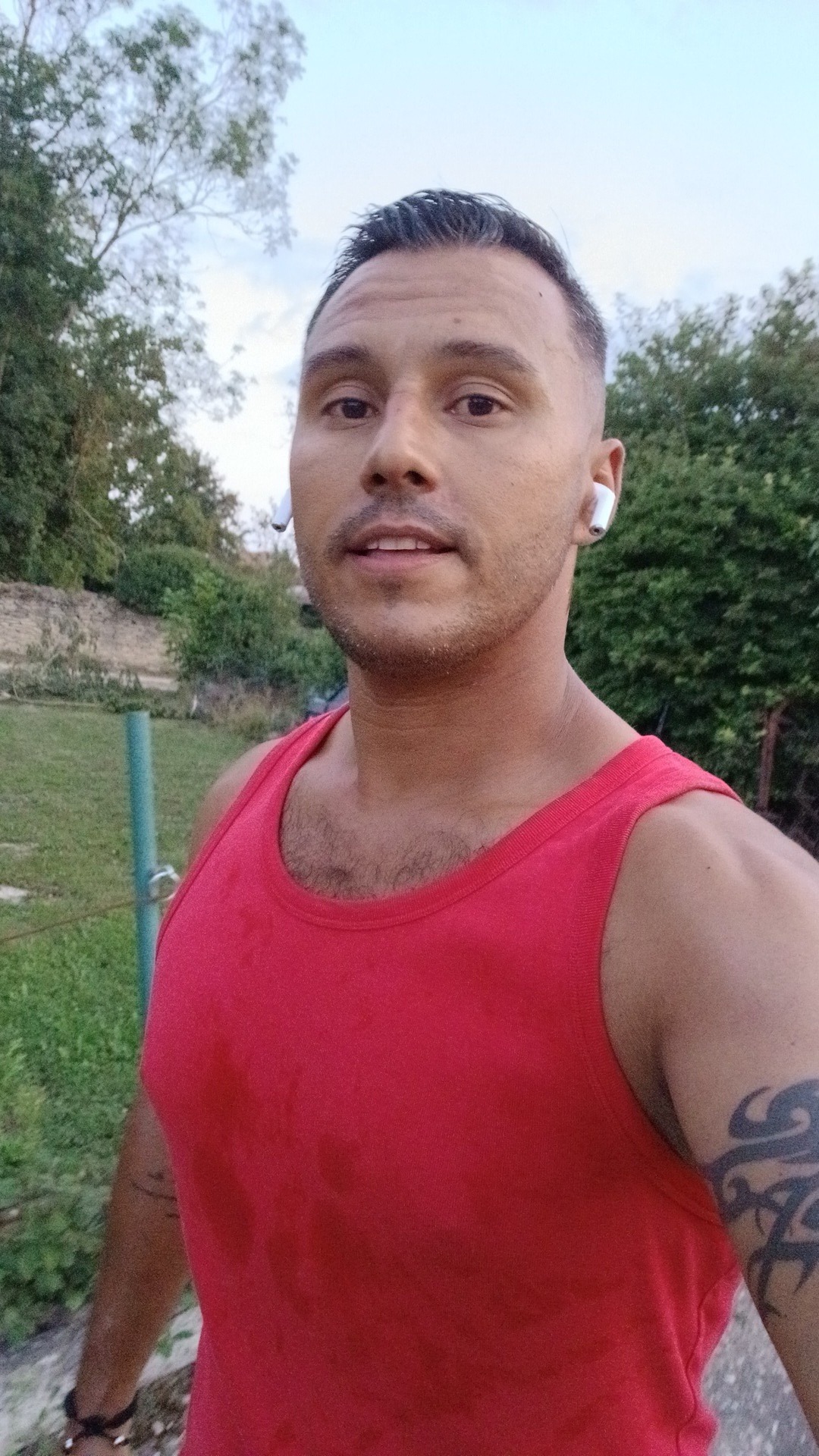 Profil de Antoni, 39 ans, rencontre gay à Trumilly