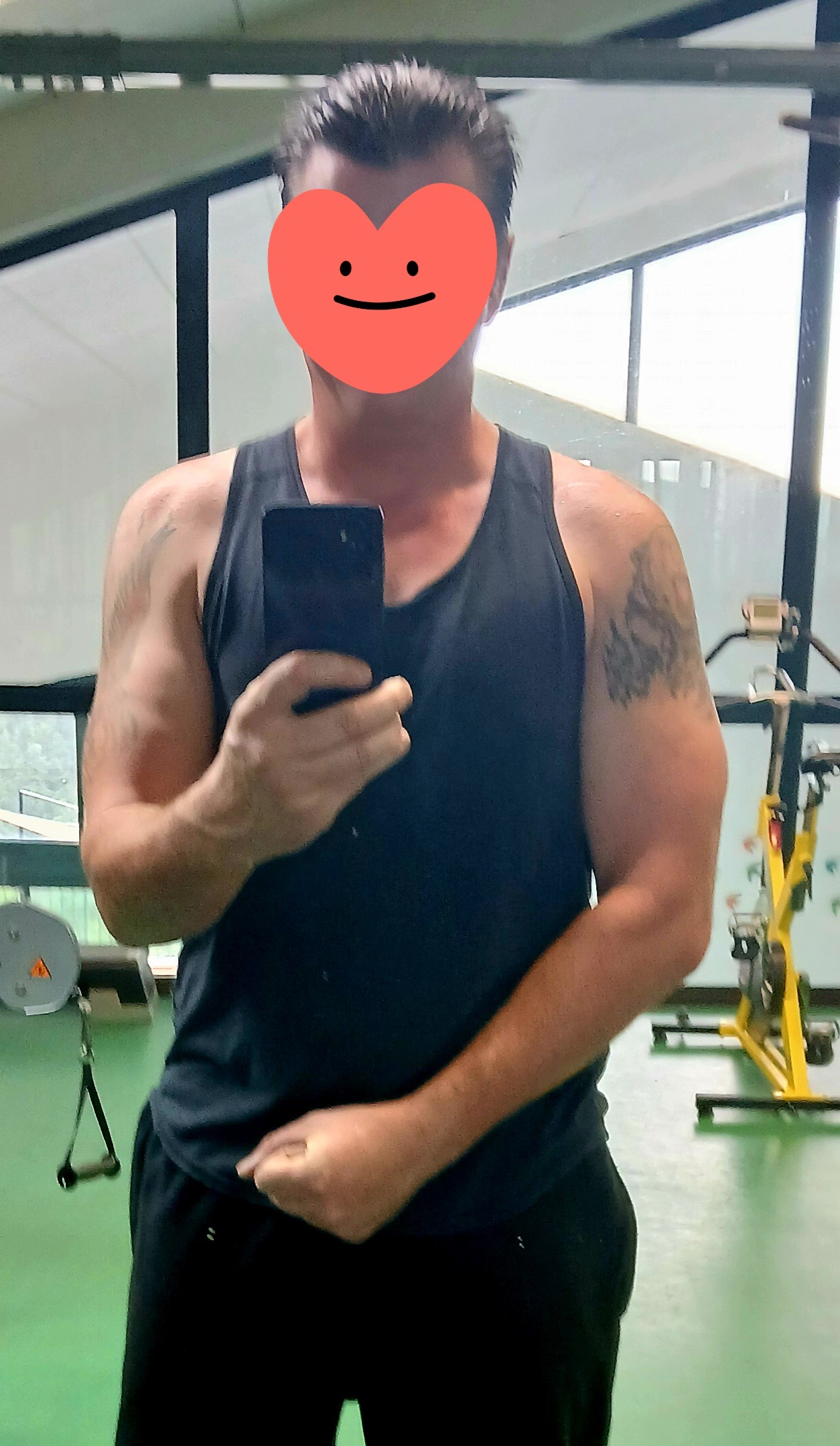 Profil de Foad, 46 ans, rencontre gay à Chenon