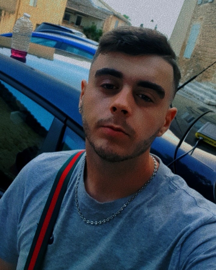 Profil de Boniface, 20 ans, rencontre gay à Mably