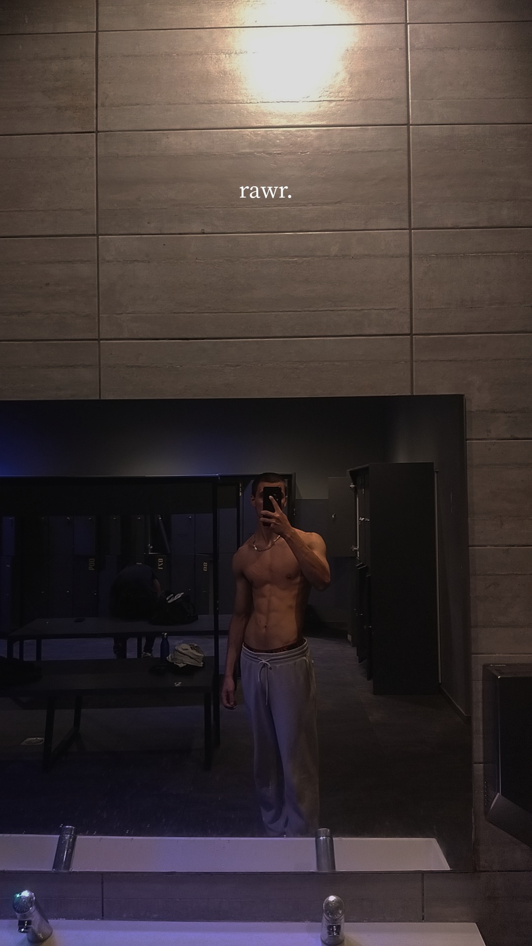 Profil de Babou, 20 ans, rencontre gay à Écuelle