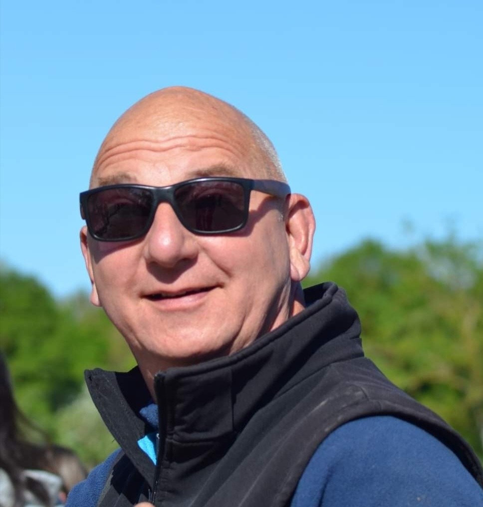 Profil de Vitaly, 55 ans, rencontre gay à Mortagne