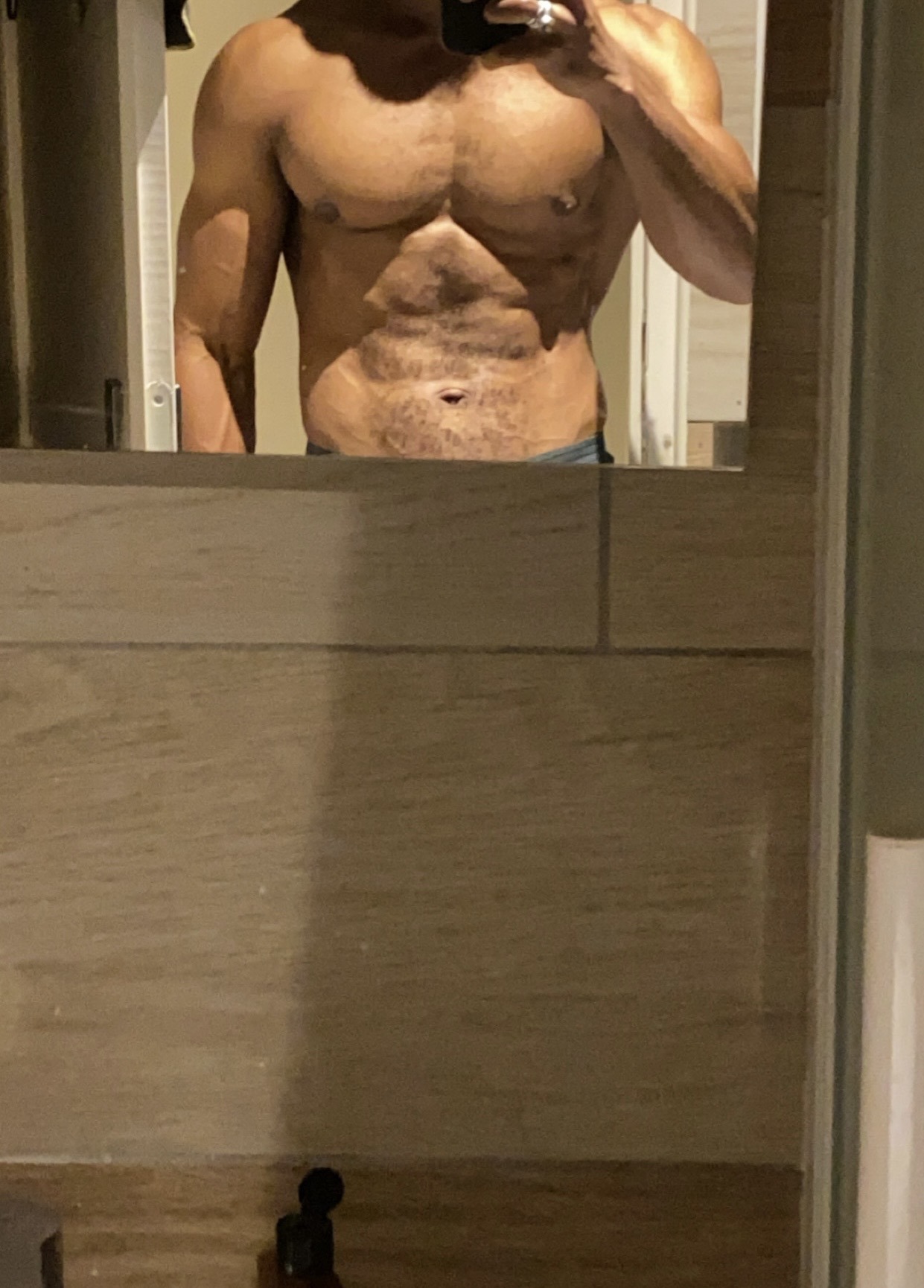 Profil de Dolan, 27 ans, rencontre gay à Monceaux