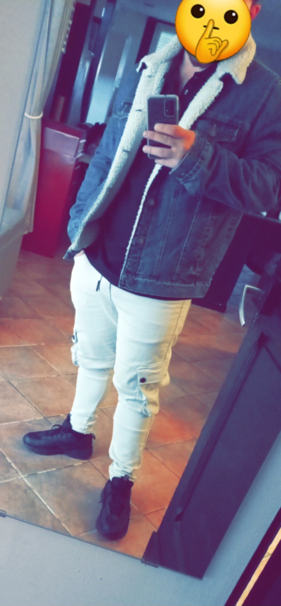 Profil de Selly, 22 ans, rencontre gay à Midrevaux