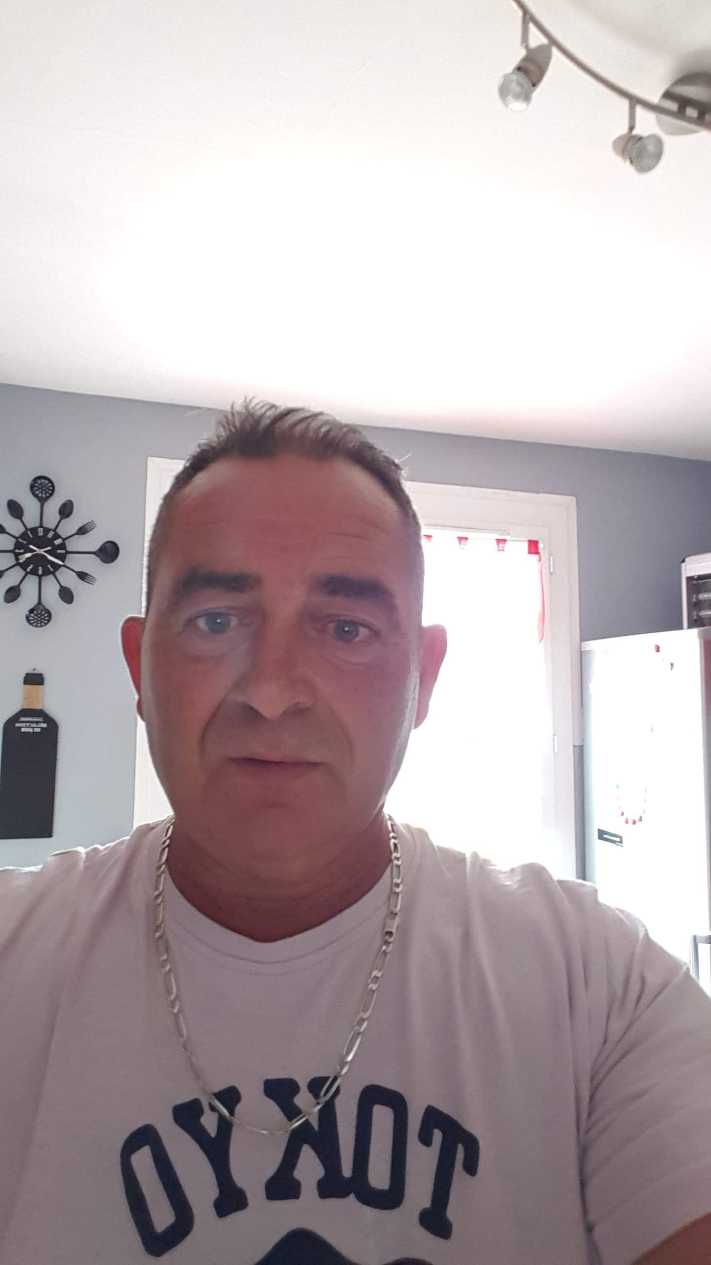 Profil de Ellis, 53 ans, rencontre gay à Maysel