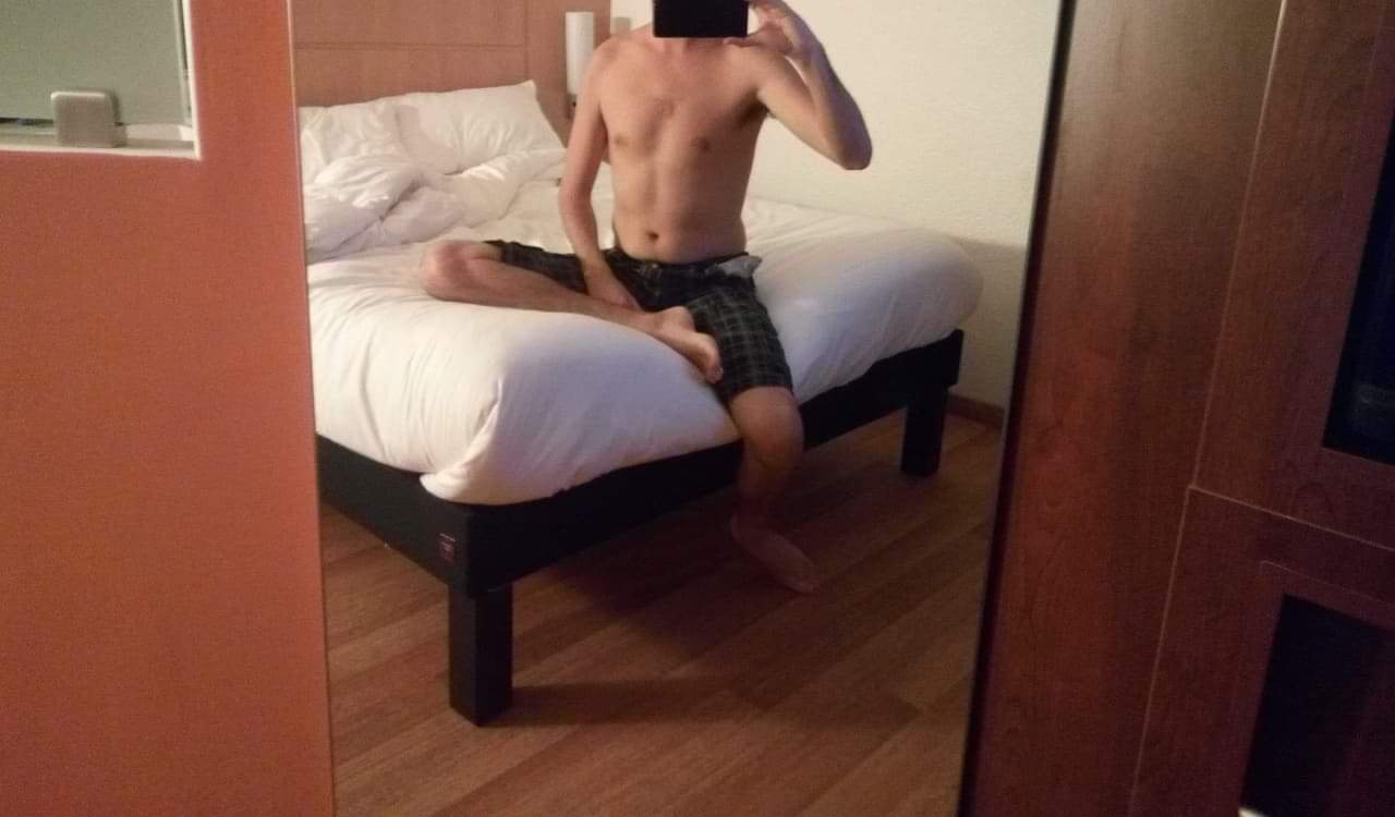 Profil de Rostan, 41 ans, rencontre gay à Pact