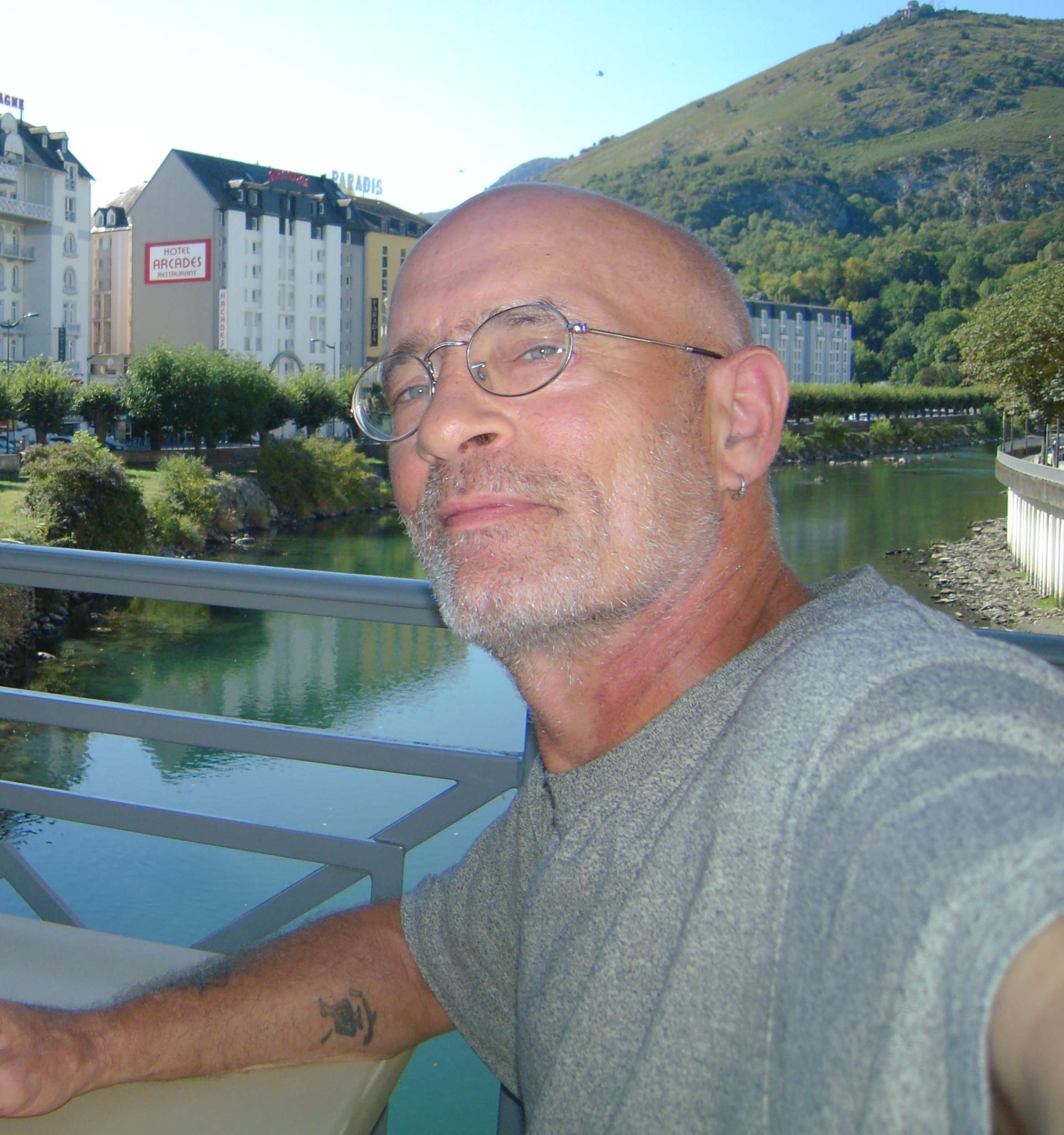 Profil de Lahoucine, 55 ans, rencontre gay à Chailloué