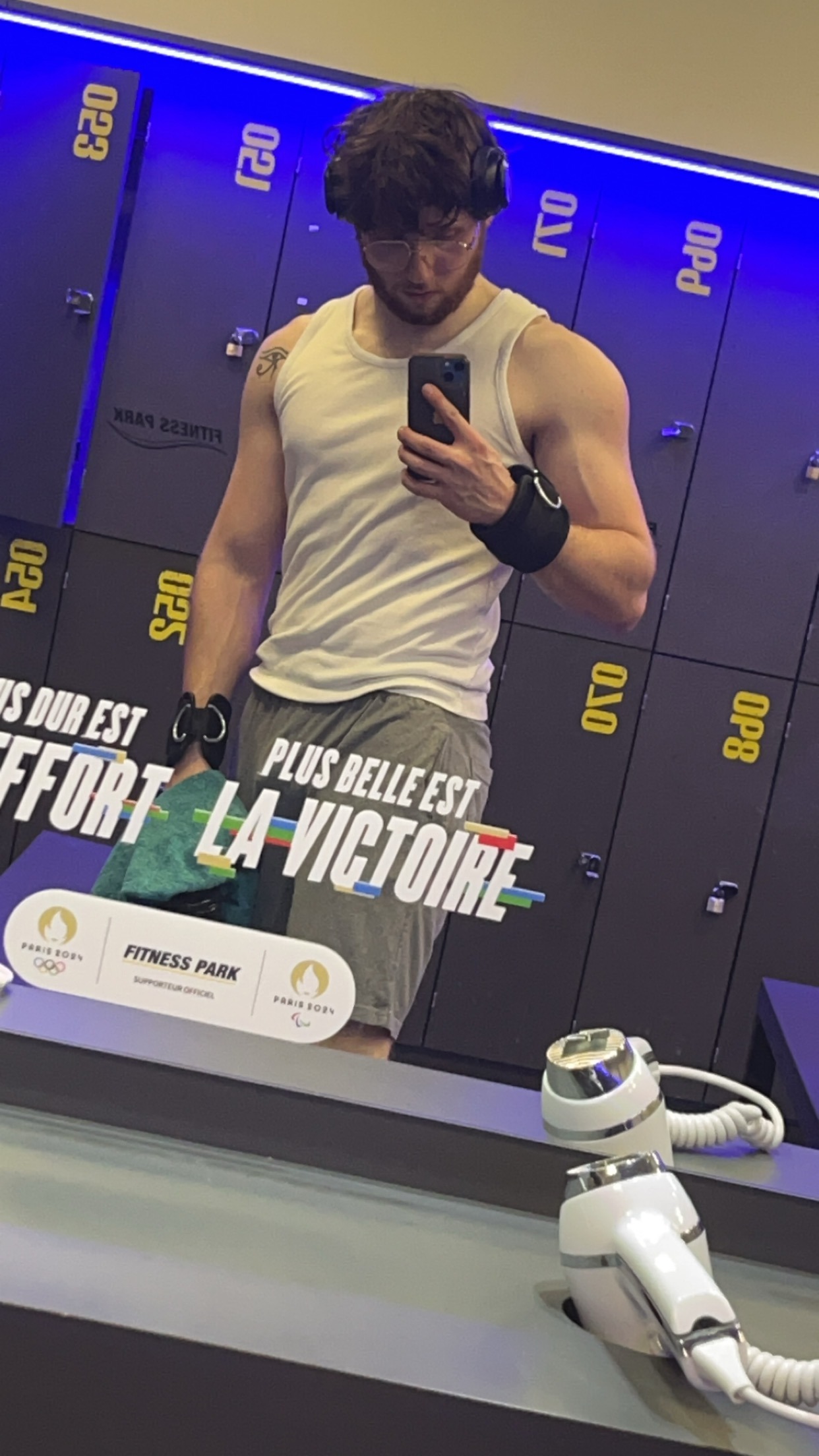 Profil de Senny, 24 ans, rencontre gay à Théville